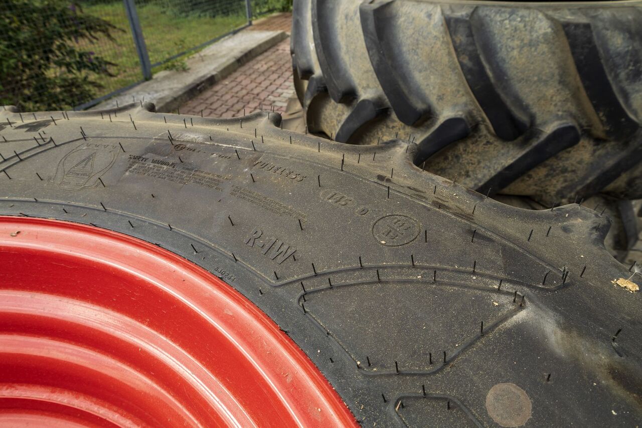 Mitas 540/65 R34 AC 65 - Шина для Тракторов: фото 2 Mitas 540/65 R34 AC 65 - Шина для Тракторов: фото 2