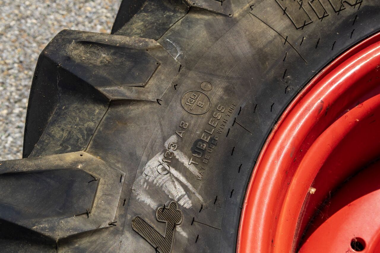 Pirelli 480/65 R24 TM800 - Шина для Тракторов: фото 4 Pirelli 480/65 R24 TM800 - Шина для Тракторов: фото 4