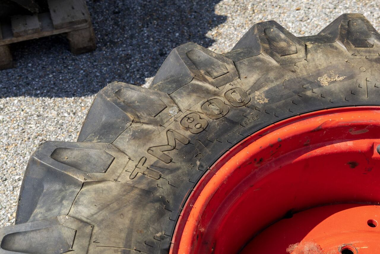 Pirelli 480/65 R24 TM800 - Шина для Тракторов: фото 3 Pirelli 480/65 R24 TM800 - Шина для Тракторов: фото 3