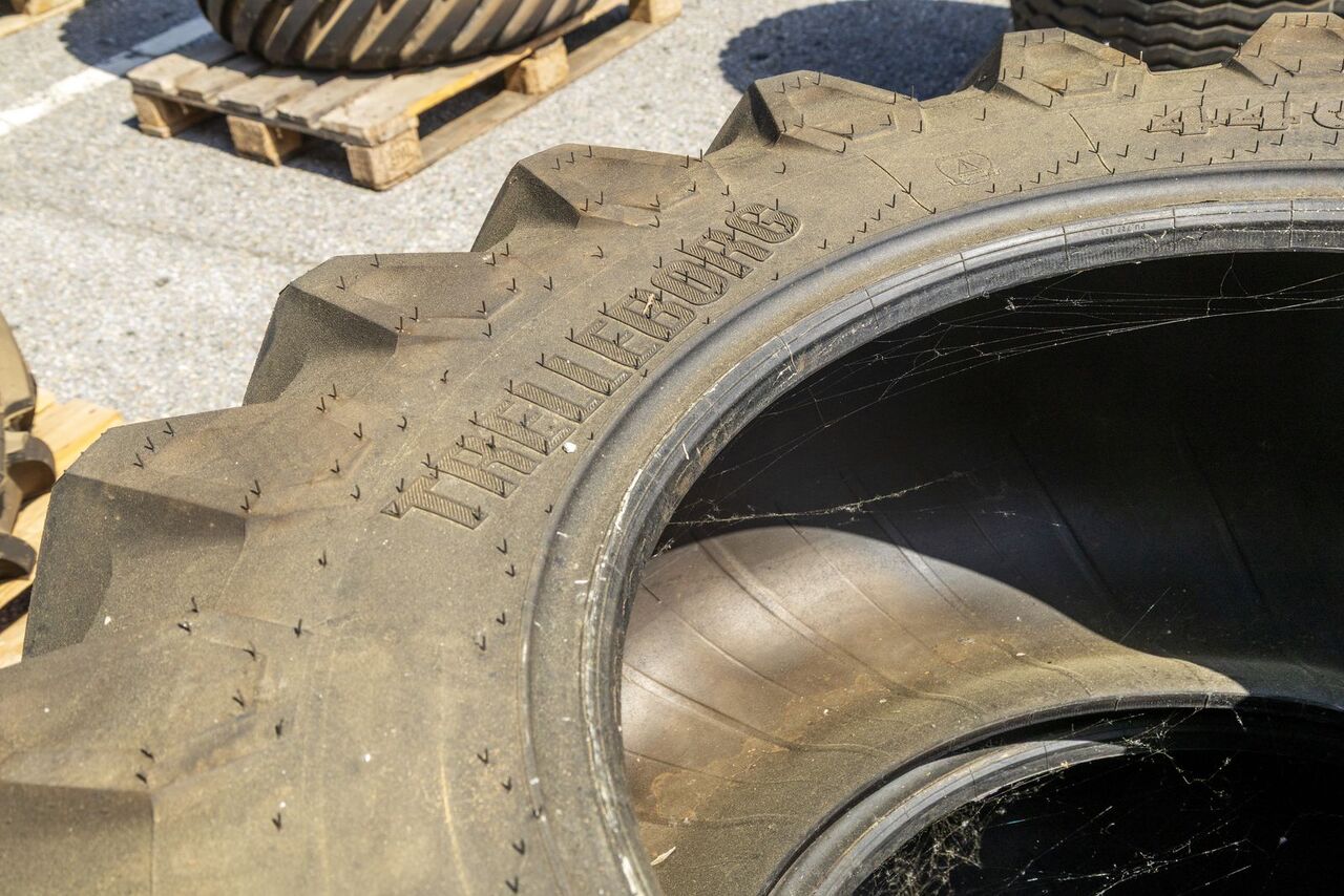 Trelleborg 440/65 R24 TM 800 - Шина для Тракторов: фото 5 Trelleborg 440/65 R24 TM 800 - Шина для Тракторов: фото 5