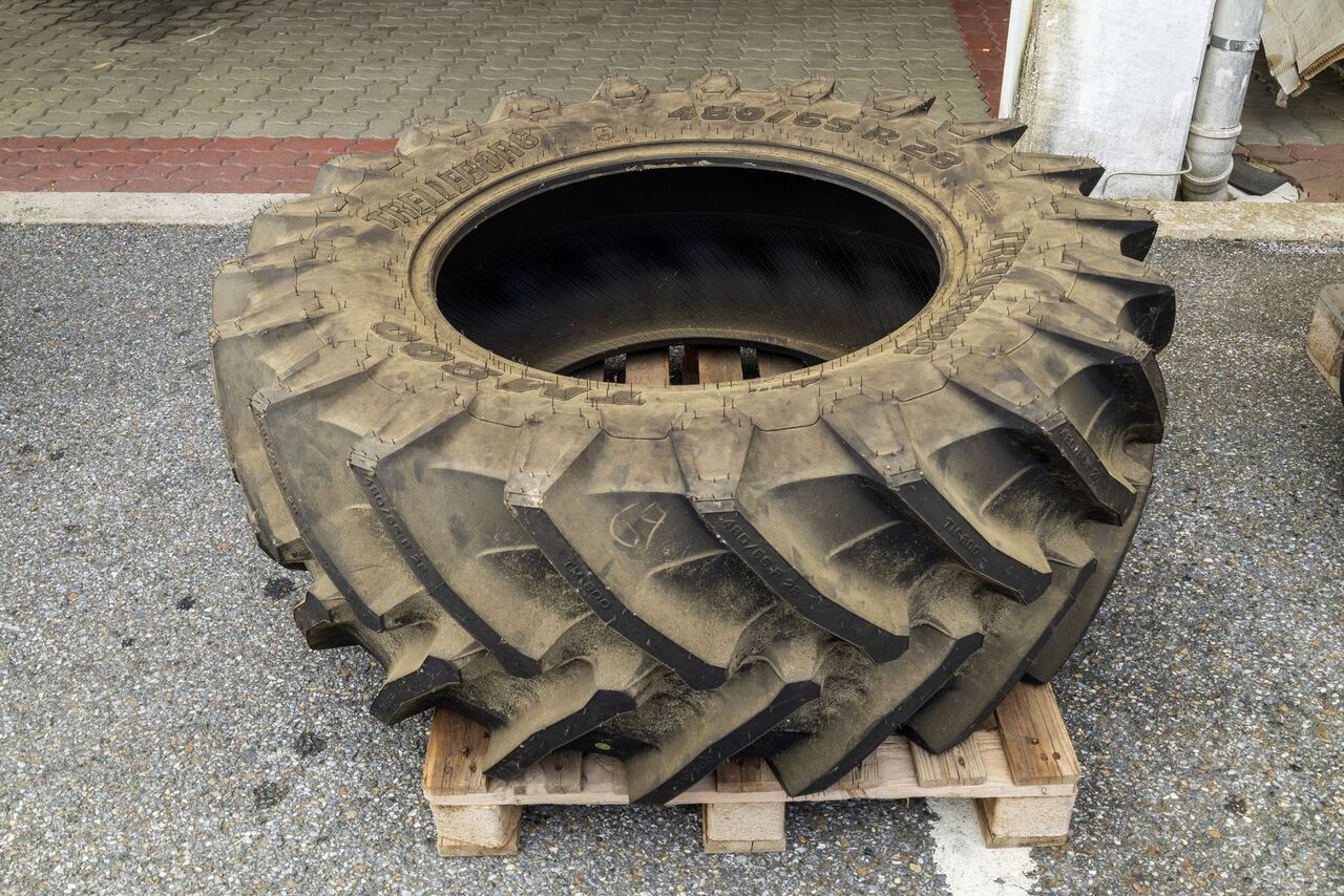 Trelleborg 480/65 R28 TM800 - Шина для Тракторов: фото 1 Trelleborg 480/65 R28 TM800 - Шина для Тракторов: фото 1