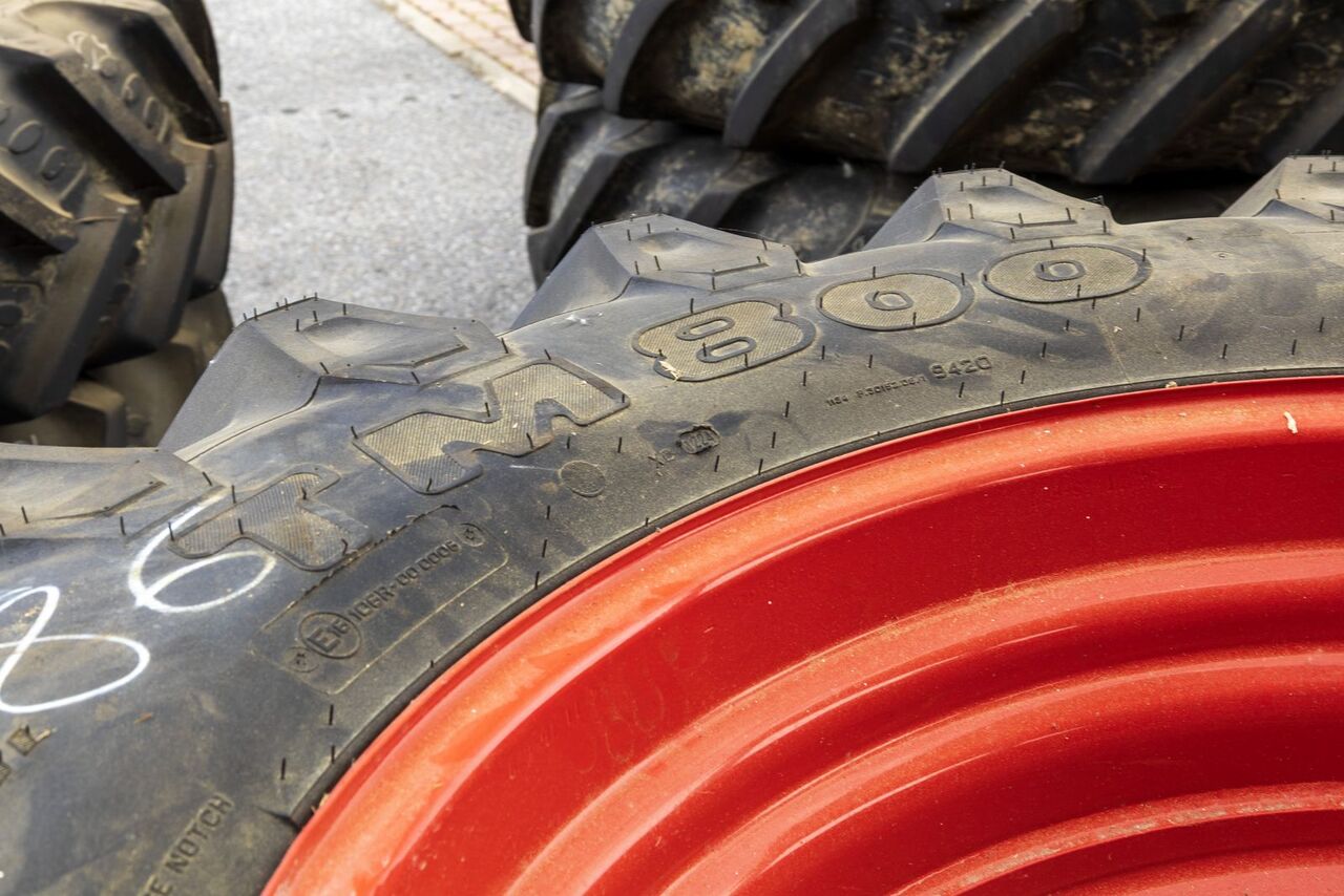 Trelleborg 540/65 R34 TM 800 - Шина для Тракторов: фото 2 Trelleborg 540/65 R34 TM 800 - Шина для Тракторов: фото 2