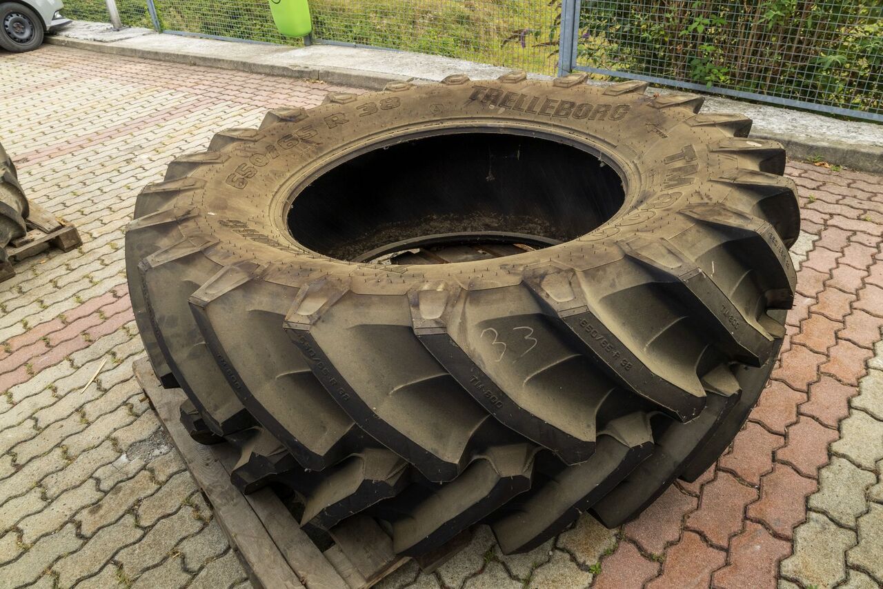 Trelleborg 650/65 R38 TM800 - Шина для Тракторов: фото 1 Trelleborg 650/65 R38 TM800 - Шина для Тракторов: фото 1