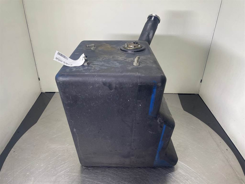 Ahlmann AZ150-4100050A-Fuel tank/Kraftstofftank - Рама/ Шасси для Строительной техники: фото 2 Ahlmann AZ150-4100050A-Fuel tank/Kraftstofftank - Рама/ Шасси для Строительной техники: фото 2