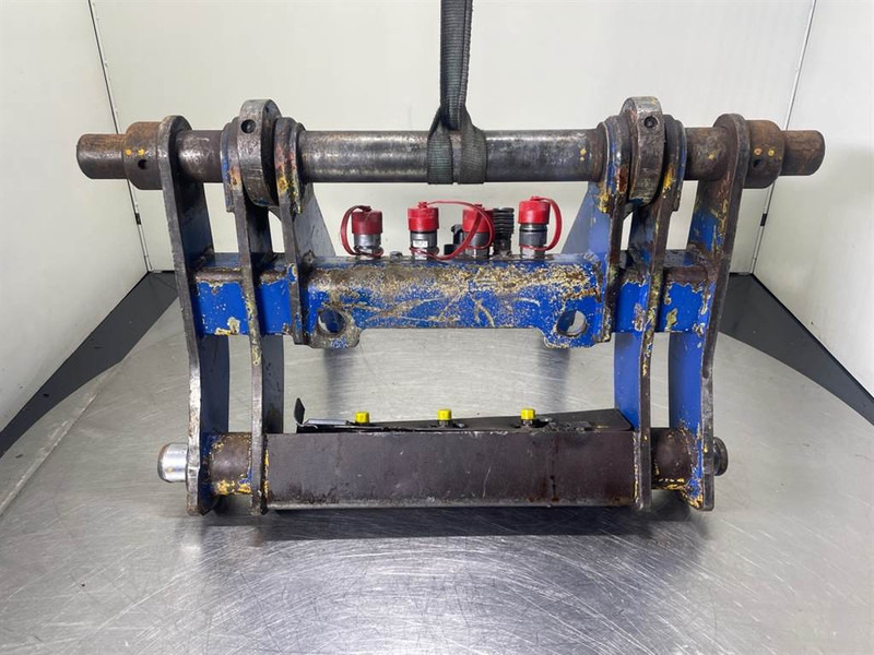 Ahlmann AZ150-Quick coupler/Schnellwechsler/Snelwissel - Сцепное устройство для Строительной техники: фото 1 Ahlmann AZ150-Quick coupler/Schnellwechsler/Snelwissel - Сцепное устройство для Строительной техники: фото 1