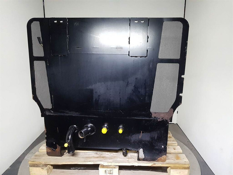 Case 621D-84528083-Tank/Behälter/Reservoir - Гидравлика для Строительной техники: фото 5 Case 621D-84528083-Tank/Behälter/Reservoir - Гидравлика для Строительной техники: фото 5