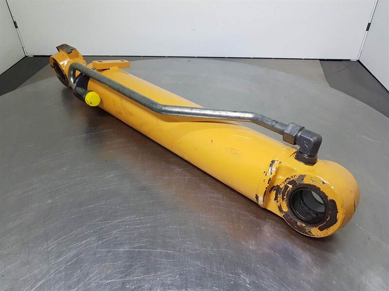 Case 621D - Tilt cylinder/Kippzylinder/Nijgcilinder - Гидравлика для Строительной техники: фото 2 Case 621D - Tilt cylinder/Kippzylinder/Nijgcilinder - Гидравлика для Строительной техники: фото 2