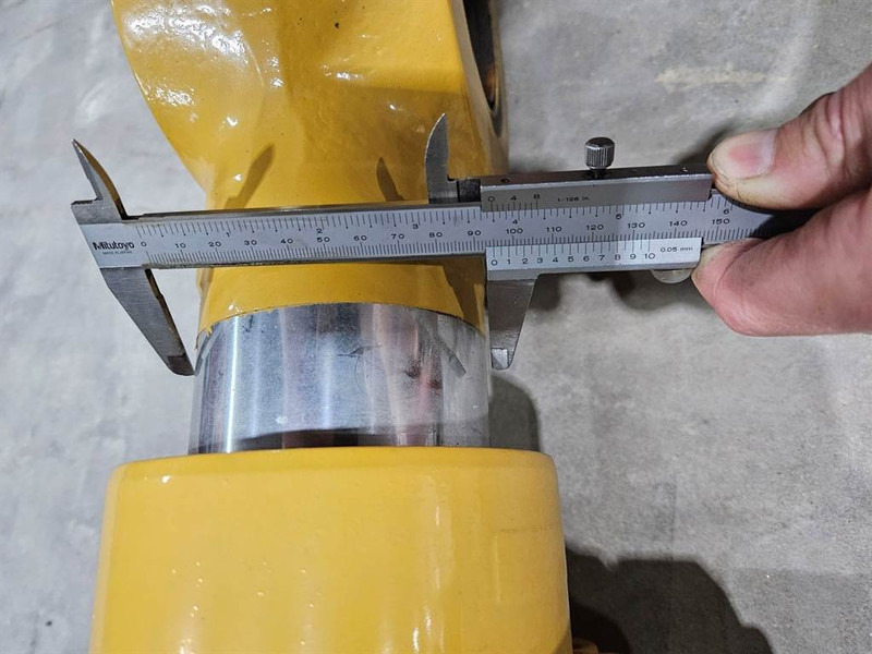 Cat M316/M318-Bucket cylinder/Tieflöffelzylinder - Гидравлика для Строительной техники: фото 4 Cat M316/M318-Bucket cylinder/Tieflöffelzylinder - Гидравлика для Строительной техники: фото 4