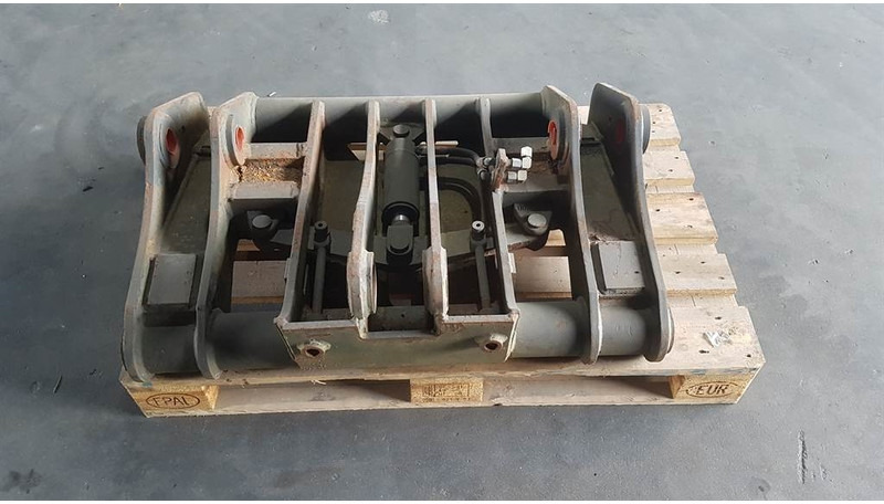 Cat -Verachtert SW2005-Quick coupler/Schnellwechsler - Сцепное устройство: фото 2 Cat -Verachtert SW2005-Quick coupler/Schnellwechsler - Сцепное устройство: фото 2