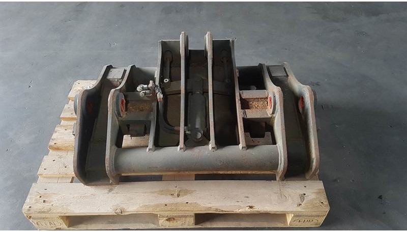 Cat -Verachtert SW2005-Quick coupler/Schnellwechsler - Сцепное устройство: фото 4 Cat -Verachtert SW2005-Quick coupler/Schnellwechsler - Сцепное устройство: фото 4