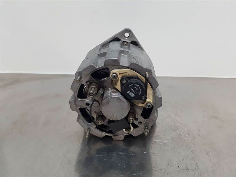 Deutz 24V 55A-PSH 586.002.055-Alternator/Lichtmaschine - Двигатель для Строительной техники: фото 4 Deutz 24V 55A-PSH 586.002.055-Alternator/Lichtmaschine - Двигатель для Строительной техники: фото 4