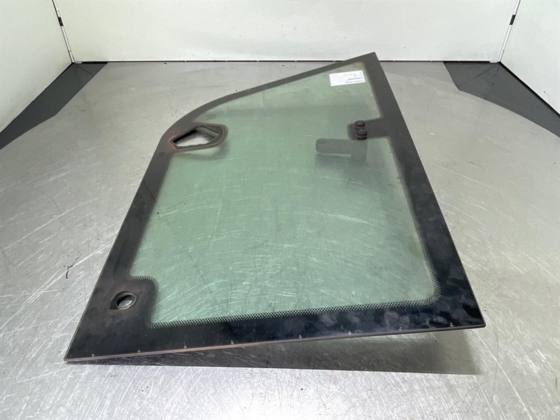 Liebherr L524-93015892-Window/Scheibe/Ruit - Кабина и интерьер для Строительной техники: фото 5 Liebherr L524-93015892-Window/Scheibe/Ruit - Кабина и интерьер для Строительной техники: фото 5