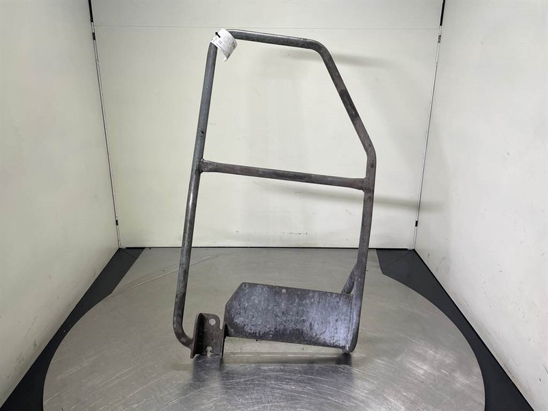 Liebherr LH24M-94052416-Handle/Handgriff/Steun - Рама/ Шасси для Строительной техники: фото 2 Liebherr LH24M-94052416-Handle/Handgriff/Steun - Рама/ Шасси для Строительной техники: фото 2