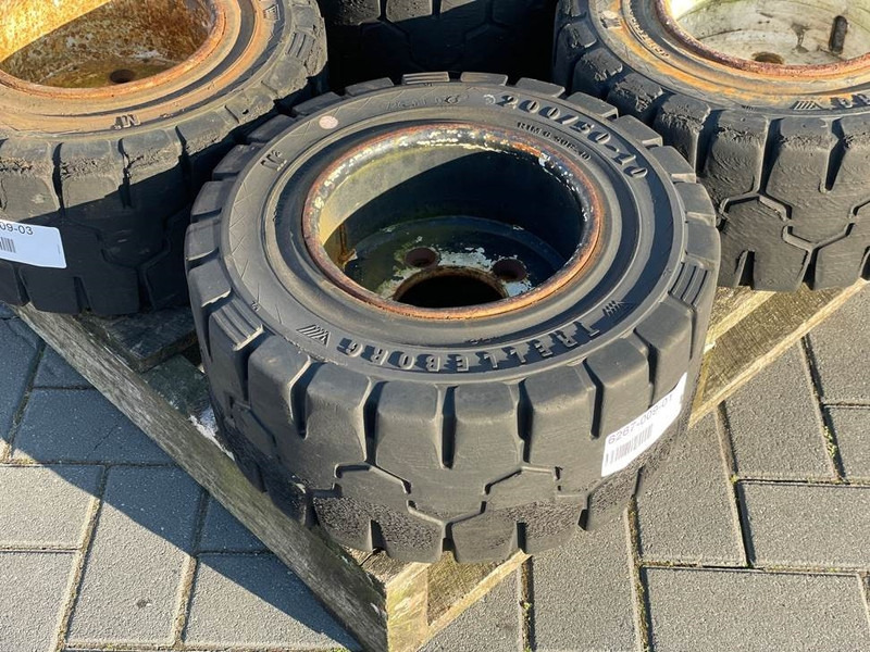Linde -Trelleborg 200/50-10-Tire/Reifen/Band - Шины и диски для Строительной техники: фото 2 Linde -Trelleborg 200/50-10-Tire/Reifen/Band - Шины и диски для Строительной техники: фото 2