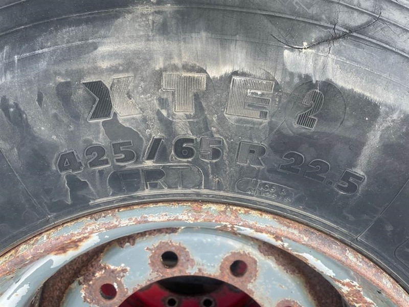 Шины и диски для Строительной техники Michelin 425/65R22.5-Tire/Reifen/Band: фото 6 Шины и диски для Строительной техники Michelin 425/65R22.5-Tire/Reifen/Band: фото 6
