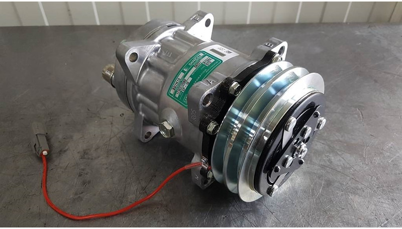 SANDEN SD7H15-S8227-Compressor/Kompressor/Aircopom - Двигатель и запчасти для Строительной техники: фото 1 SANDEN SD7H15-S8227-Compressor/Kompressor/Aircopom - Двигатель и запчасти для Строительной техники: фото 1