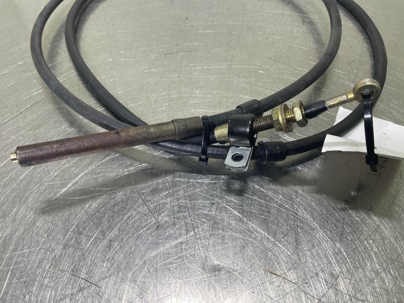 Schaeff SKL834-0461527025/6451371000-Handbrake cable - Рама/ Шасси для Строительной техники: фото 3 Schaeff SKL834-0461527025/6451371000-Handbrake cable - Рама/ Шасси для Строительной техники: фото 3