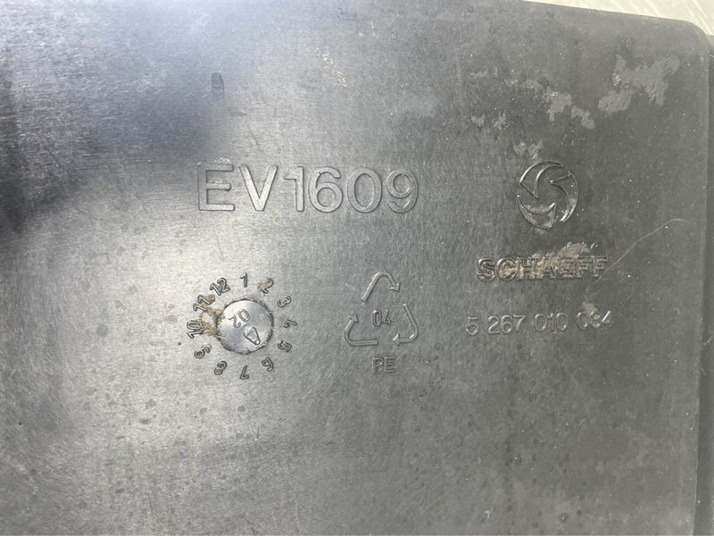 Schaeff SKL834-5267010034/6414014102-Fuel tank - Рама/ Шасси для Строительной техники: фото 5 Schaeff SKL834-5267010034/6414014102-Fuel tank - Рама/ Шасси для Строительной техники: фото 5