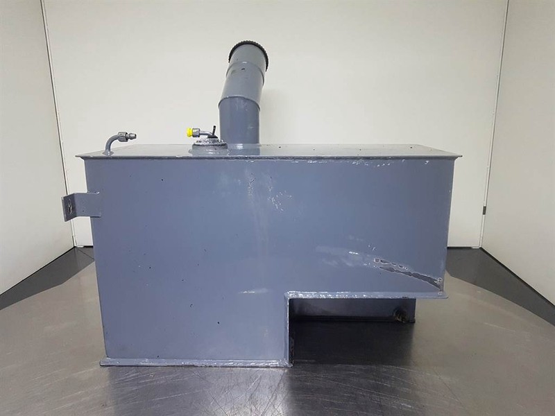 Schaeff SKL844-Terex 6453014001-Fuel tank/Kraftstofftank - Рама/ Шасси для Строительной техники: фото 2 Schaeff SKL844-Terex 6453014001-Fuel tank/Kraftstofftank - Рама/ Шасси для Строительной техники: фото 2