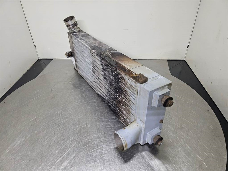 Sennebogen 835E - Intercooler/Ladeluftkühler/Luchtkoeler - Двигатель для Строительной техники: фото 2 Sennebogen 835E - Intercooler/Ladeluftkühler/Luchtkoeler - Двигатель для Строительной техники: фото 2