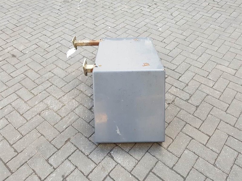 Terex TL210-0457002032/6457002032-Mud guard/Kotfluegel - Рама/ Шасси для Строительной техники: фото 3 Terex TL210-0457002032/6457002032-Mud guard/Kotfluegel - Рама/ Шасси для Строительной техники: фото 3