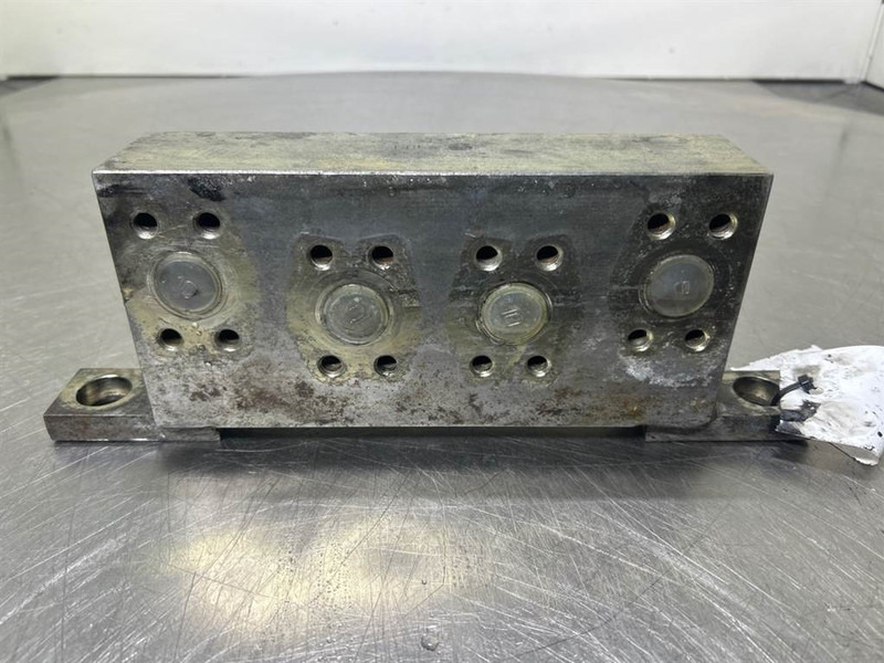 Гидравлика для Строительной техники Terex TW150-6058150-Distributor/Verteiler: фото 6 Гидравлика для Строительной техники Terex TW150-6058150-Distributor/Verteiler: фото 6