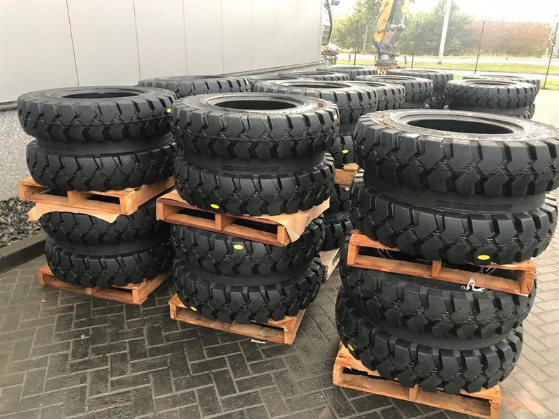 Trelleborg 10.00-20 Dual excavator solid-Tyre/Reifen/Banden - Шины и диски для Строительной техники: фото 1 Trelleborg 10.00-20 Dual excavator solid-Tyre/Reifen/Banden - Шины и диски для Строительной техники: фото 1