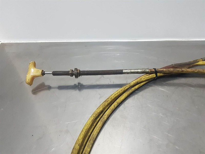 Zettelmeyer ZL801 - Stop cable/Abstellzug/Stopzetkabel - Рама/ Шасси для Строительной техники: фото 3 Zettelmeyer ZL801 - Stop cable/Abstellzug/Stopzetkabel - Рама/ Шасси для Строительной техники: фото 3