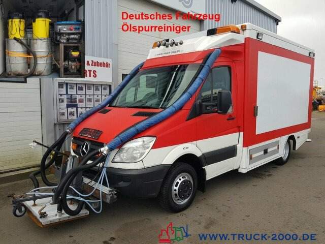 Mercedes-Benz 515 CDI Ölspurreiniger Technik Bj. 2013 - Подметально-уборочная машина: фото 1 Mercedes-Benz 515 CDI Ölspurreiniger Technik Bj. 2013 - Подметально-уборочная машина: фото 1