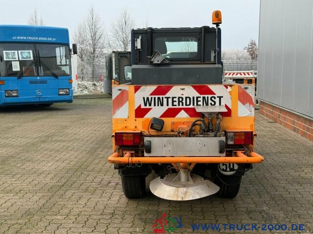 Multicar Tremo X56 Winterdienst Streuer + Besen NUR 9TKM - Подметально-уборочная машина: фото 2 Multicar Tremo X56 Winterdienst Streuer + Besen NUR 9TKM - Подметально-уборочная машина: фото 2