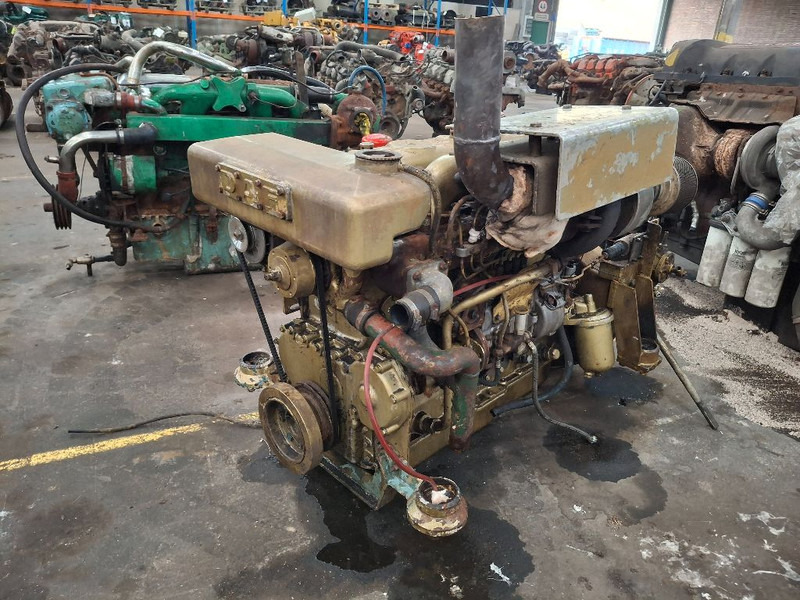 DAF 615 - Двигатель: фото 3 DAF 615 - Двигатель: фото 3