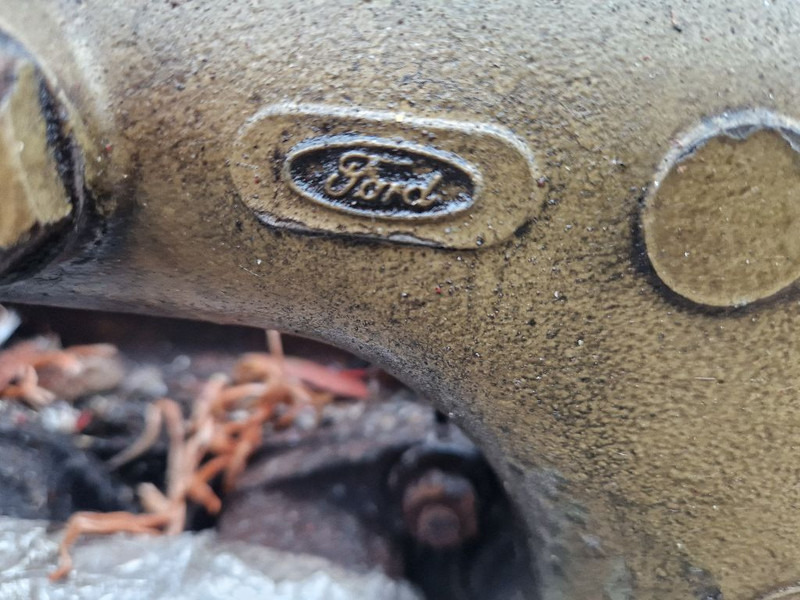 Ford T3 703F 6015 BA - Двигатель: фото 3 Ford T3 703F 6015 BA - Двигатель: фото 3