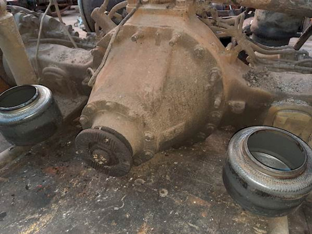 Volvo RAD-A4 (FH12) - Задняя ось для Грузовиков: фото 3 Volvo RAD-A4 (FH12) - Задняя ось для Грузовиков: фото 3