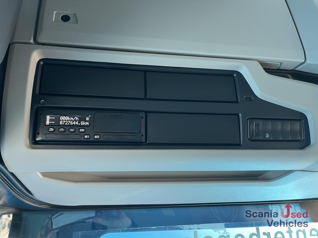SCANIA R 450 A4x2NA RETARDER 8T DIFF-L SMART2 - Тягач: фото 5 SCANIA R 450 A4x2NA RETARDER 8T DIFF-L SMART2 - Тягач: фото 5