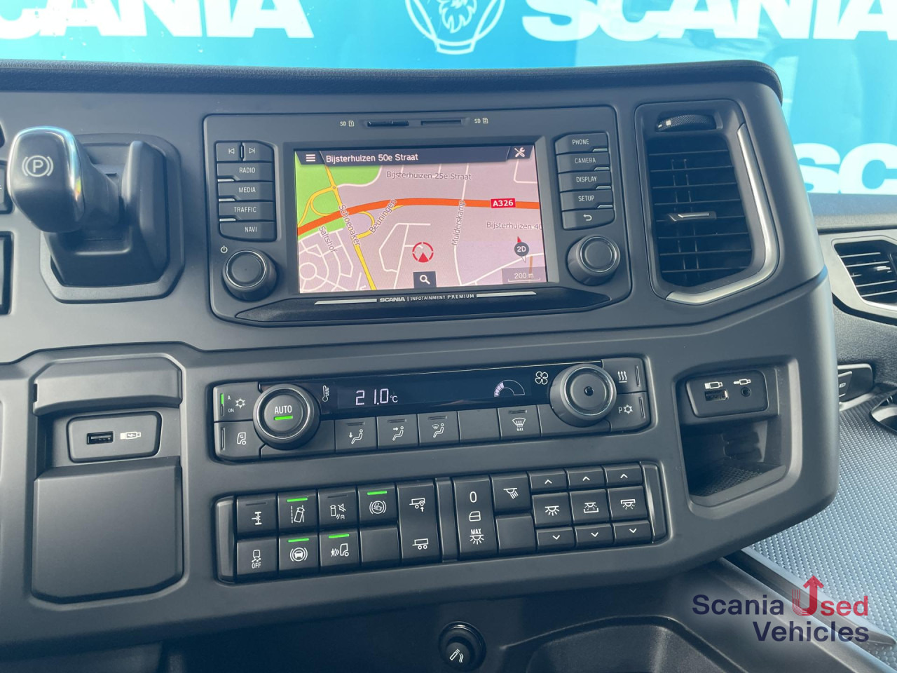 SCANIA R 460 A4x2EB RETARDER P-AIRCO MEGA VOLUME - Тягач: фото 5 SCANIA R 460 A4x2EB RETARDER P-AIRCO MEGA VOLUME - Тягач: фото 5