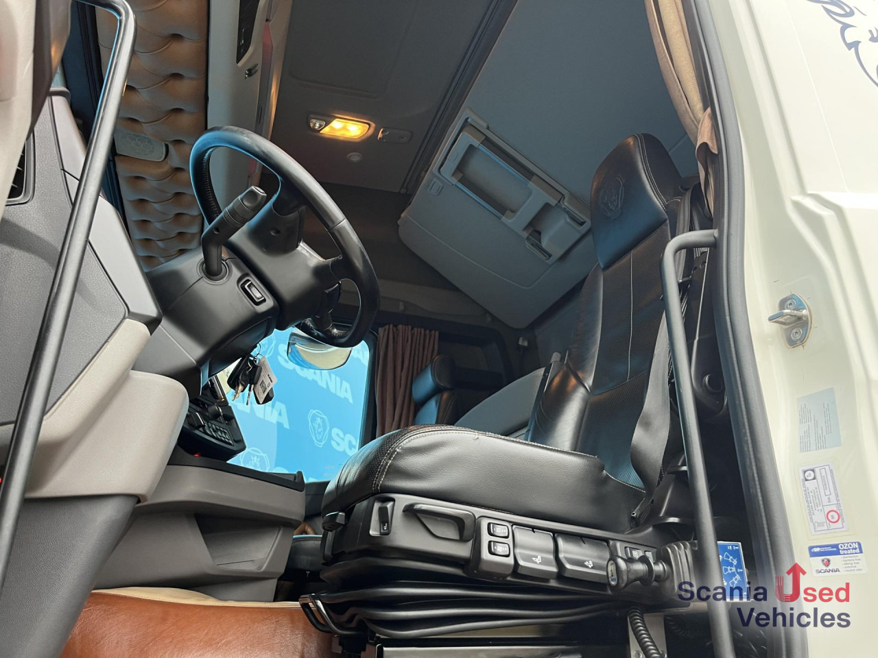 SCANIA R 540 A6X2/2NB RETARDER DIFF-L FULL AIR 8T HYDRO - Тягач: фото 3 SCANIA R 540 A6X2/2NB RETARDER DIFF-L FULL AIR 8T HYDRO - Тягач: фото 3