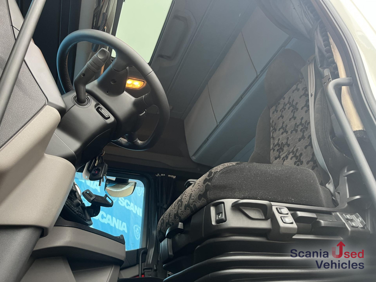 SCANIA S 560 A6x2/4NA RETARDER DIFF-L P-AIRCO LED SMART2 - Тягач: фото 2 SCANIA S 560 A6x2/4NA RETARDER DIFF-L P-AIRCO LED SMART2 - Тягач: фото 2