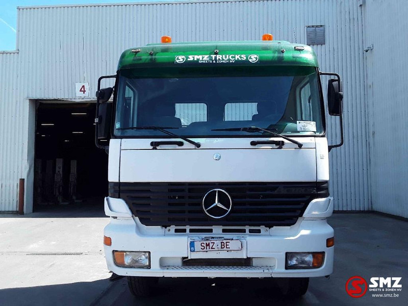 Mercedes-Benz Actros 1831 manual lames airco - Грузовик-контейнеровоз/ Сменный кузов: фото 2 Mercedes-Benz Actros 1831 manual lames airco - Грузовик-контейнеровоз/ Сменный кузов: фото 2