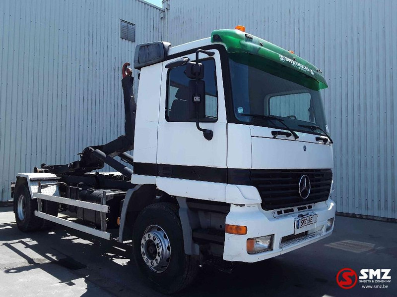 Mercedes-Benz Actros 1831 manual lames airco belgium truck - Грузовик-контейнеровоз/ Сменный кузов: фото 1 Mercedes-Benz Actros 1831 manual lames airco belgium truck - Грузовик-контейнеровоз/ Сменный кузов: фото 1