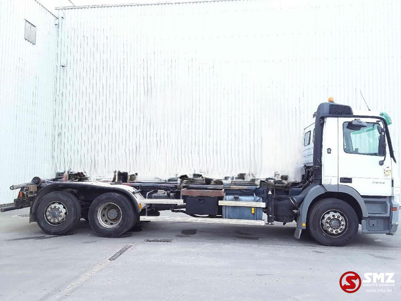 Mercedes-Benz Actros 2544 Eps Retarder - Грузовик-шасси: фото 4 Mercedes-Benz Actros 2544 Eps Retarder - Грузовик-шасси: фото 4