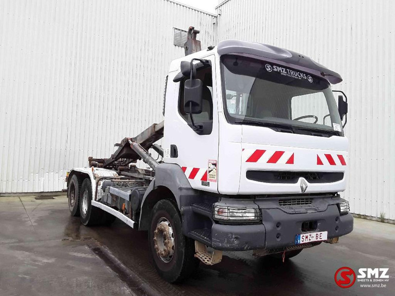 Renault Kerax 370 6x4 - Грузовик-контейнеровоз/ Сменный кузов: фото 1 Renault Kerax 370 6x4 - Грузовик-контейнеровоз/ Сменный кузов: фото 1