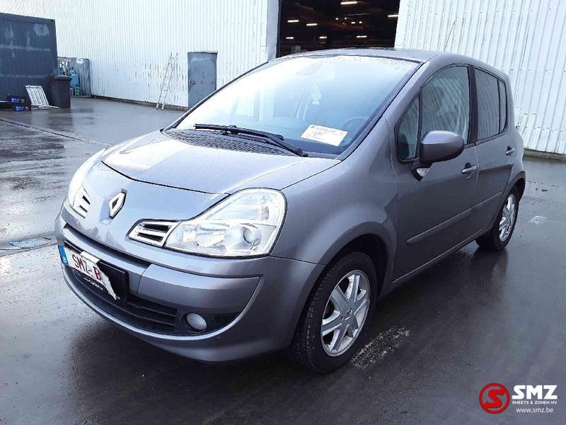 Renault Modus - Легковой автомобиль: фото 3 Renault Modus - Легковой автомобиль: фото 3