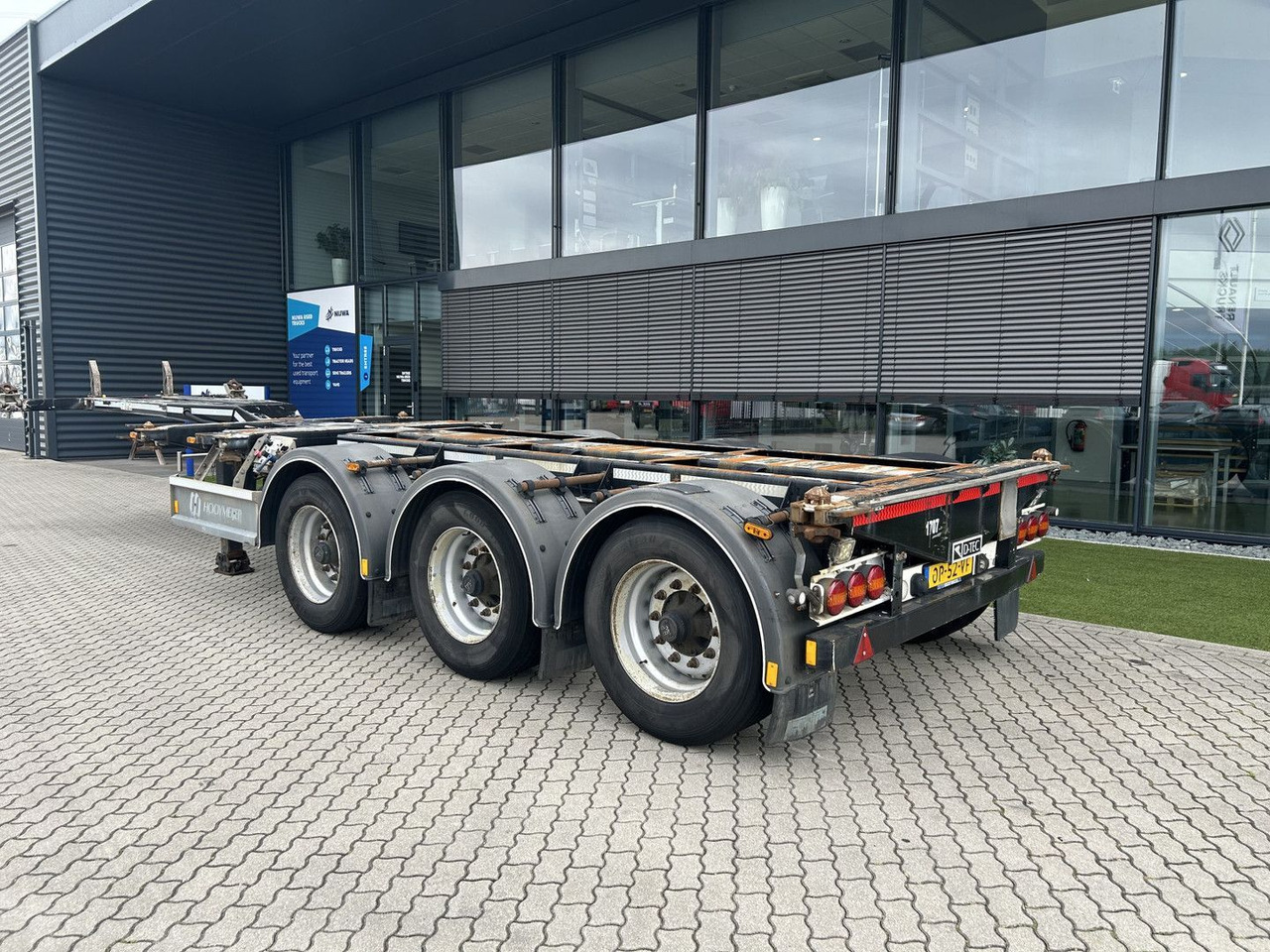 D-TEC FLEXITRAILER 20-30-40-45 ft containers + Genset - Шасси полуприцеп: фото 3 D-TEC FLEXITRAILER 20-30-40-45 ft containers + Genset - Шасси полуприцеп: фото 3
