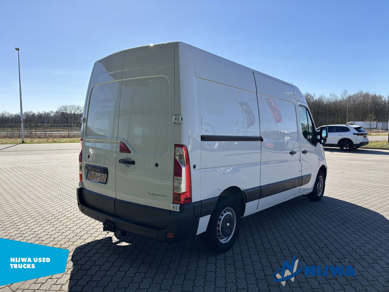 Renault Master T33 130 L2H2 Geïsoleerde bak Kasten - Легковой фургон: фото 3 Renault Master T33 130 L2H2 Geïsoleerde bak Kasten - Легковой фургон: фото 3