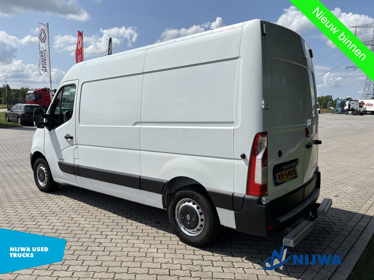 Renault Master T35 125 L2H2 Opstap + Airco Kasten - Цельнометаллический фургон: фото 4 Renault Master T35 125 L2H2 Opstap + Airco Kasten - Цельнометаллический фургон: фото 4