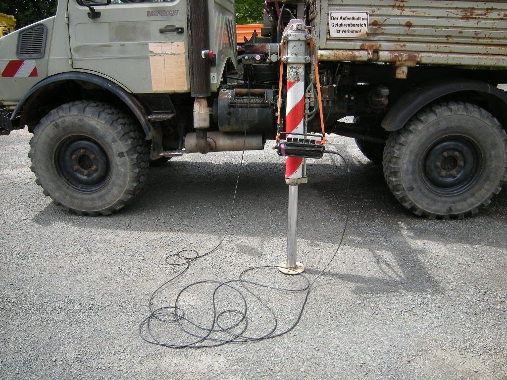 Mercedes-Benz Unimog U1250 mit Kran MKG 105 - Малотоннажный самосвал: фото 5 Mercedes-Benz Unimog U1250 mit Kran MKG 105 - Малотоннажный самосвал: фото 5