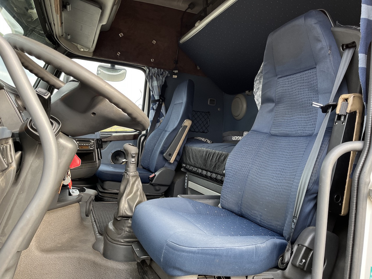 Автоманипулятор, Грузовик бортовой/ Платформа Volvo FH 520 6x2  Palfinger PK 12502 | AHK: фото 15 Автоманипулятор, Грузовик бортовой/ Платформа Volvo FH 520 6x2  Palfinger PK 12502 | AHK: фото 15