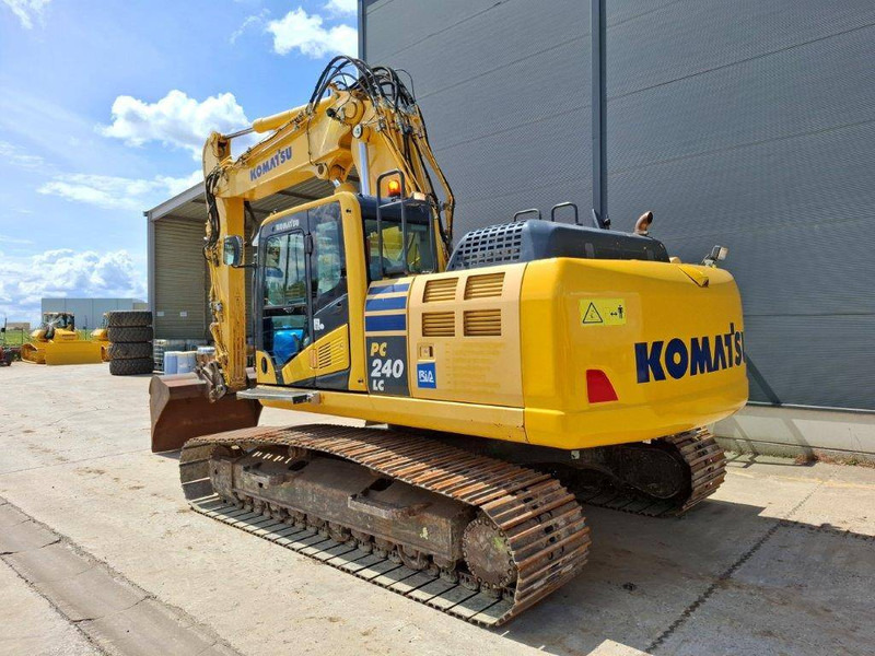 Komatsu PC 240 LC-10 - Гусеничный экскаватор: фото 2 Komatsu PC 240 LC-10 - Гусеничный экскаватор: фото 2