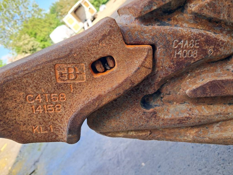 Rippertooth OQ80 - Навесное оборудование для Строительной техники: фото 2 Rippertooth OQ80 - Навесное оборудование для Строительной техники: фото 2