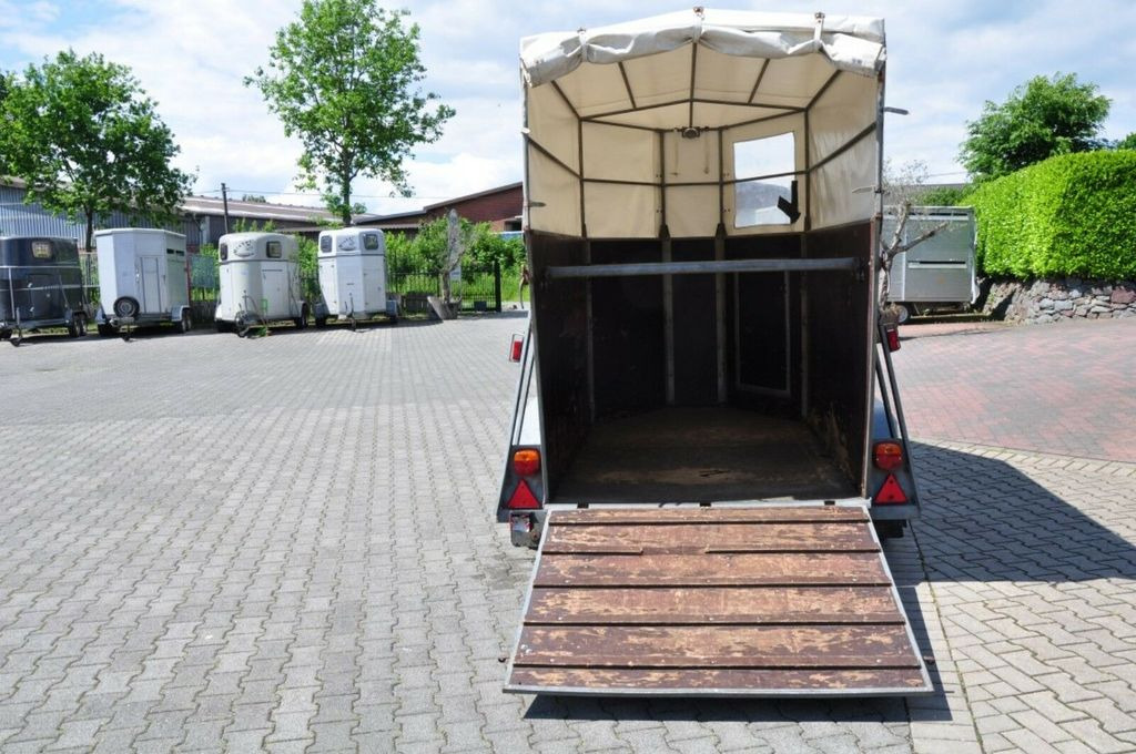 Holz Plane 1,5 Pferde - Прицеп-коневоз: фото 5 Holz Plane 1,5 Pferde - Прицеп-коневоз: фото 5
